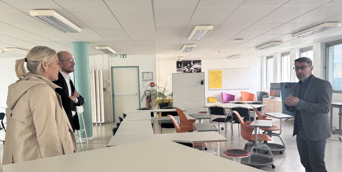 Stéphanie RIST (@stephanie_rist) on Twitter photo 📍 Rencontre ce matin avec l'Atelier Canopé du Loiret, membre du <a href="/reseau_canope/">Réseau Canopé</a> en charge de la formation continue des enseignants.
📚 Echanges passionnants autour de l'accompagnement des acteurs de l'éducation vers l'innovation pédagogique.
👉 L'objectif : entretenir le désir de 📍 Rencontre ce matin avec l'Atelier Canopé du Loiret, membre du <a href="/reseau_canope/">Réseau Canopé</a> en charge de la formation continue des enseignants.
📚 Echanges passionnants autour de l'accompagnement des acteurs de l'éducation vers l'innovation pédagogique.
👉 L'objectif : entretenir le désir de