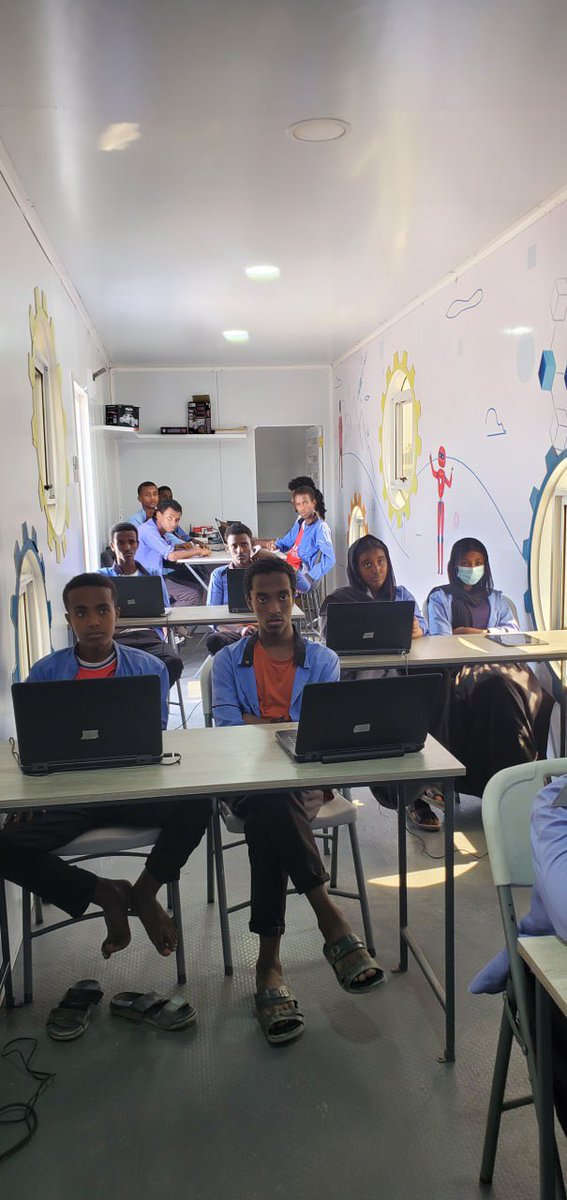 digitruck_et's tweet image. Another stop, another milestone! Digitruck is in Semera. 

#DigiTruckEthiopia #TechForAll #democratizingtechnology #iCog #CodingEducation