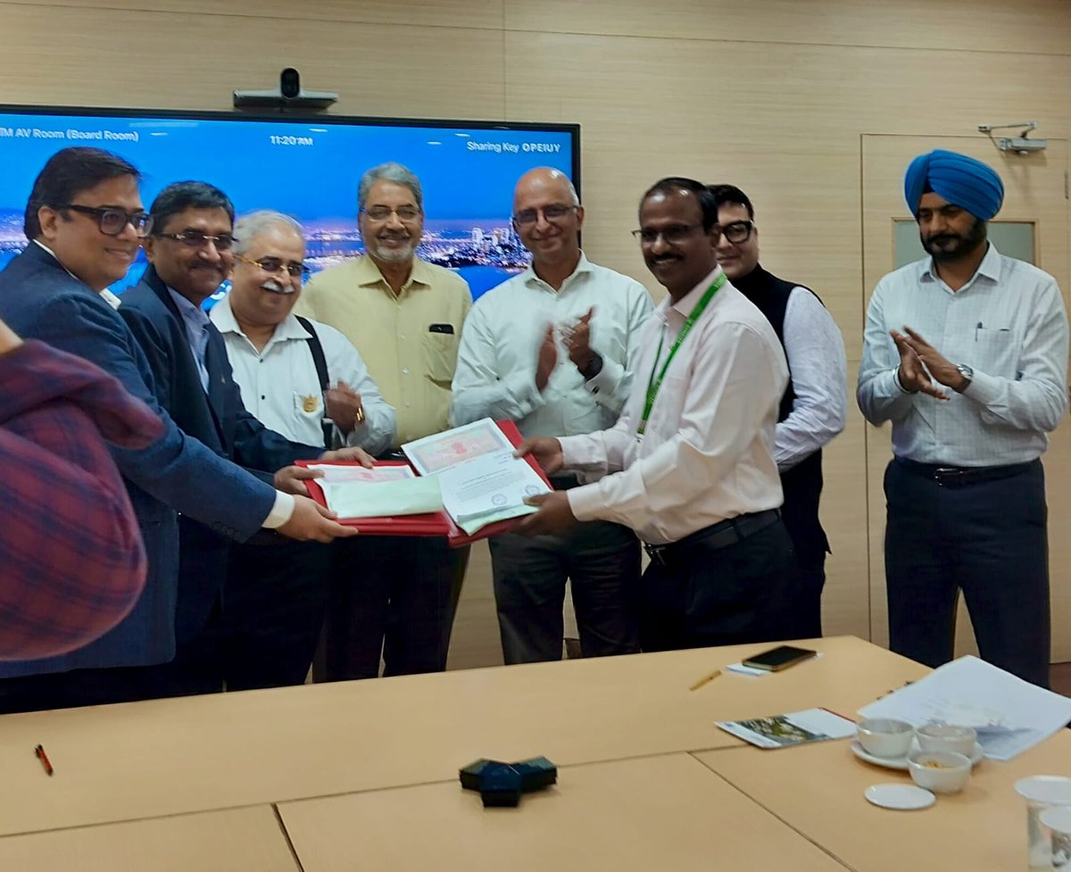 ipmmi_India's tweet photo. Memorandum of Understanding (MoU) Signing Ceremony today Friday 28th March, 2025  marks a significant milestone as KJSPITI and IPMMI join hands to collaborate on designing and delivering a specialized Certificate Course in Operation and Maintenance for Packaging Machinery. https://t.co/6y6kt2dJI1