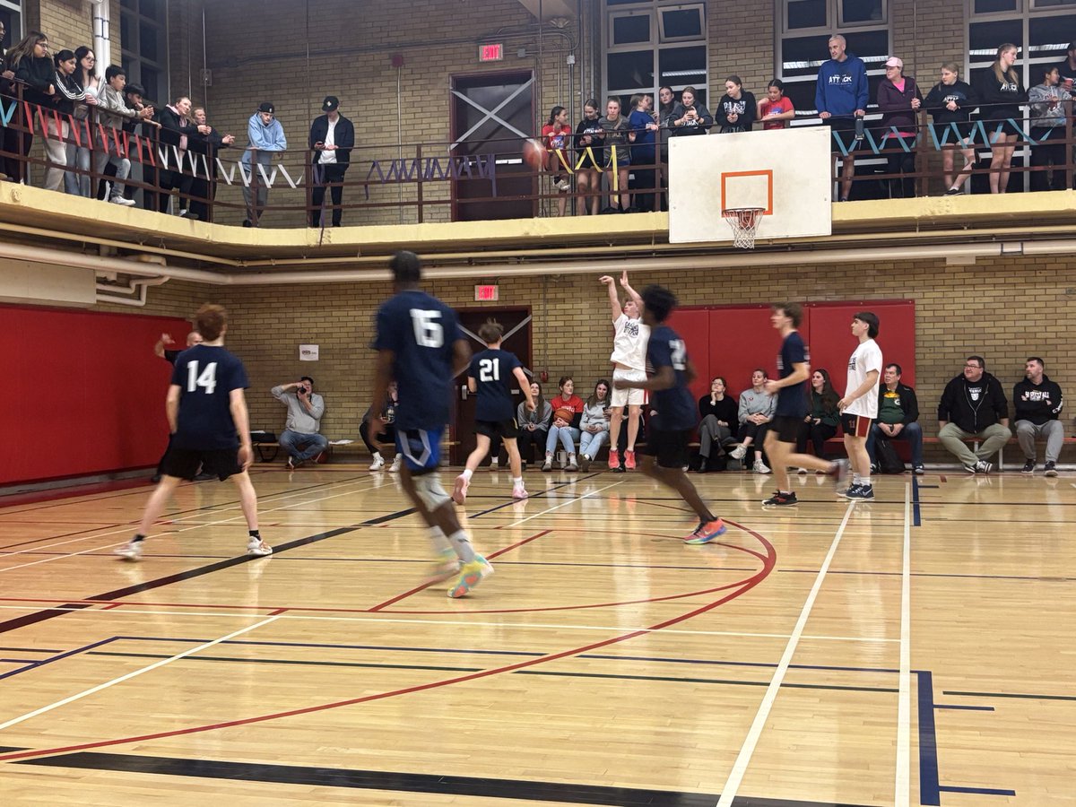 WCI Red Devil tweet media