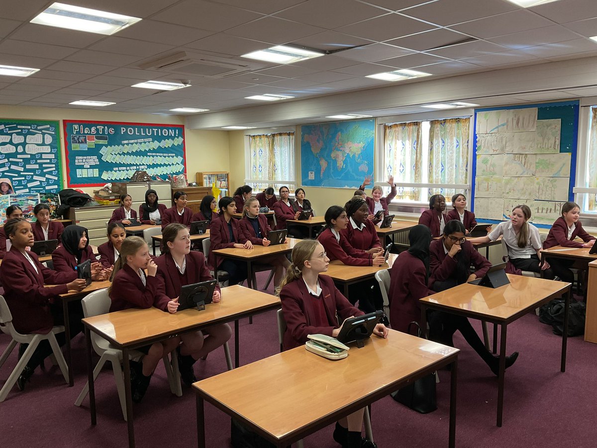 Geography@BoltonSchool (@bsgdgeography) on Twitter photo Great to see some new members at Junior Geography Club! They are enjoying trying different clubs. Also lovely to see both Kahoots and Blookets being used 🌎 <a href="/BoltonSch/">Bolton School</a> <a href="/Philip_Britton/">Philip Britton MBE</a> <a href="/LynneDKyle/">Lynne Kyle</a> <a href="/BSGDLowerSchool/">BSGD Lower School</a> Great to see some new members at Junior Geography Club! They are enjoying trying different clubs. Also lovely to see both Kahoots and Blookets being used 🌎 <a href="/BoltonSch/">Bolton School</a> <a href="/Philip_Britton/">Philip Britton MBE</a> <a href="/LynneDKyle/">Lynne Kyle</a> <a href="/BSGDLowerSchool/">BSGD Lower School</a>