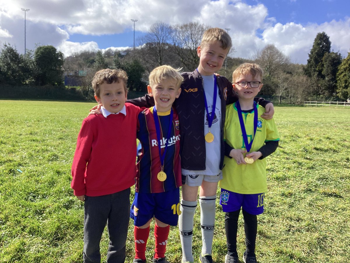 The boys loved representing <a href="/GriffithstownFC/">Griffithstown AFC</a> at a Cardiff City training session. Here they are proudly showing off their medals. Well done!