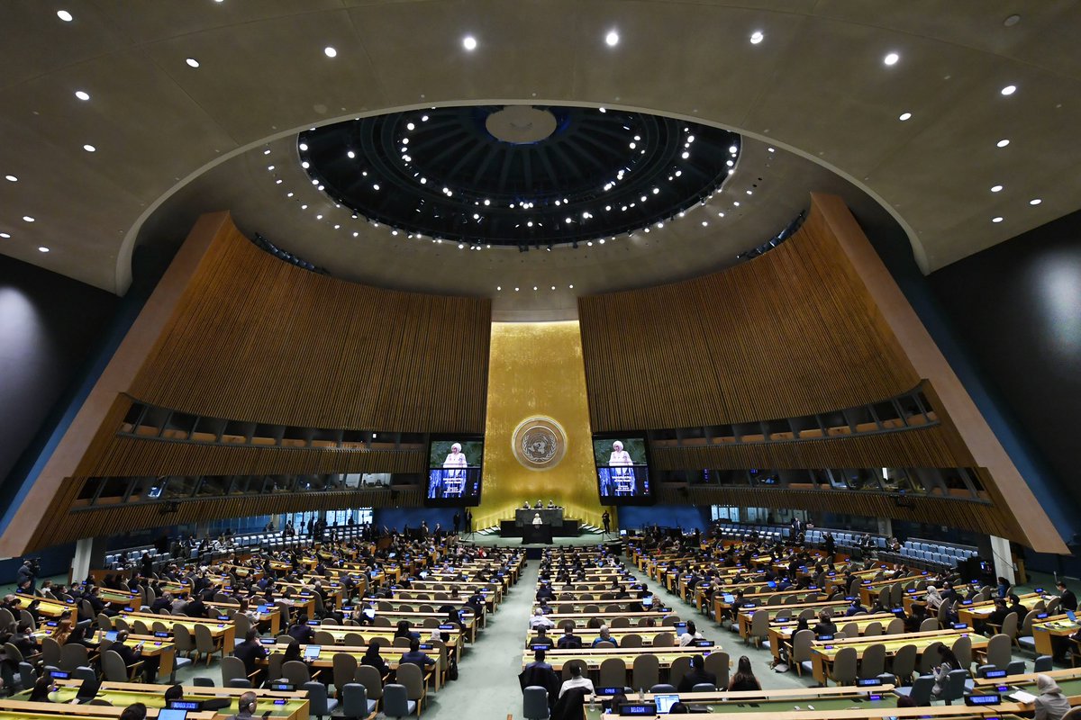 Emine Erdoğan, BM Genel Kurulu'ndaki "Uluslararası Sıfır Atık Günü" Özel Etkinliği'nde konuştu tccb.gov.tr/haberler/410/1…