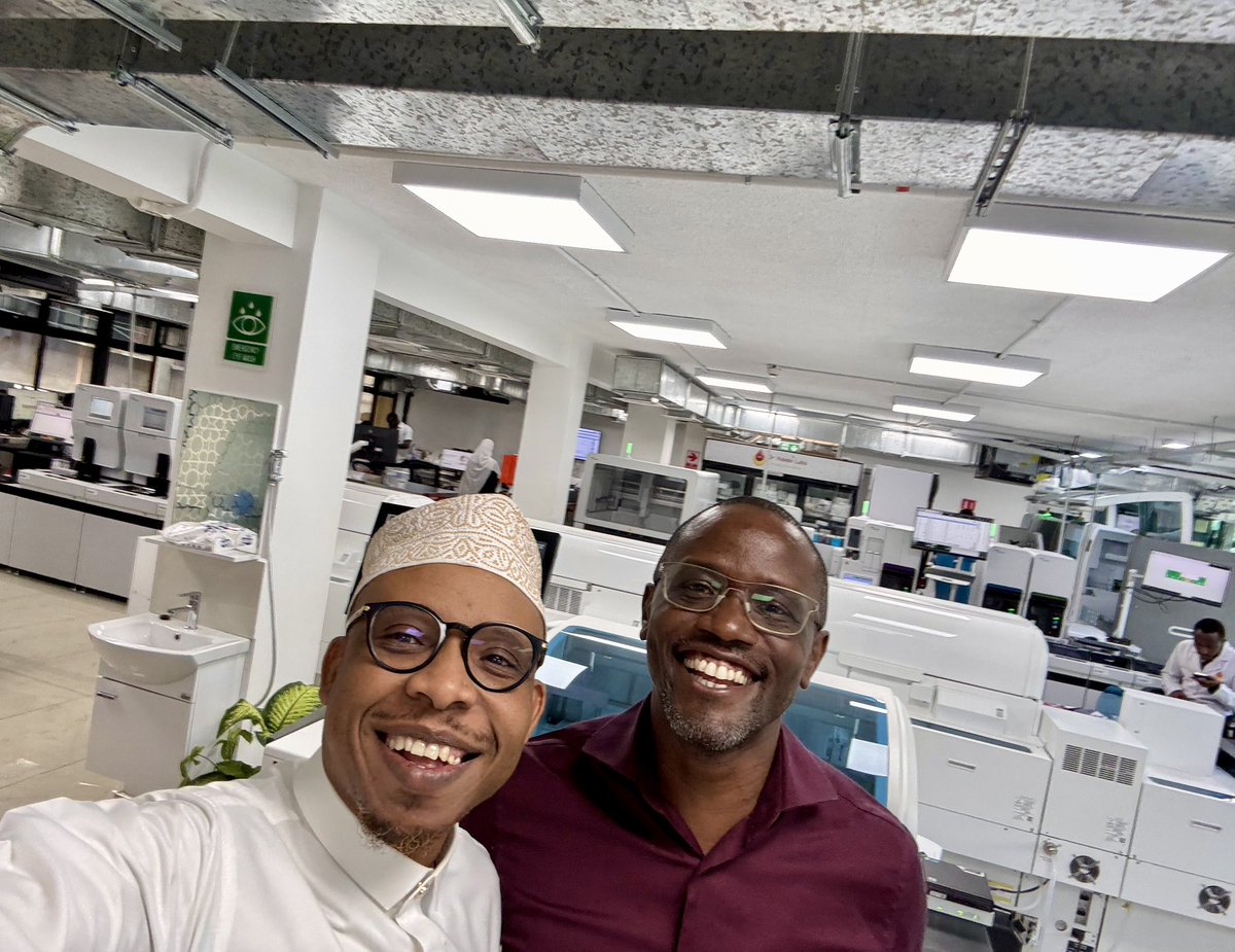 We were greatly honored to welcome a team from 𝗦𝗰𝗶𝗲𝗻𝗰𝗲 𝗳𝗼𝗿 𝗔𝗳𝗿𝗶𝗰𝗮 𝗙𝗼𝘂𝗻𝗱𝗮𝘁𝗶𝗼𝗻 who conducted a lab tour of Dkl DrKalebi Labs today, led by Dr Moses Alobo the Head of Programmes who was accompanied by researchers Judie Mbogua and Dr Kireki Omanwa