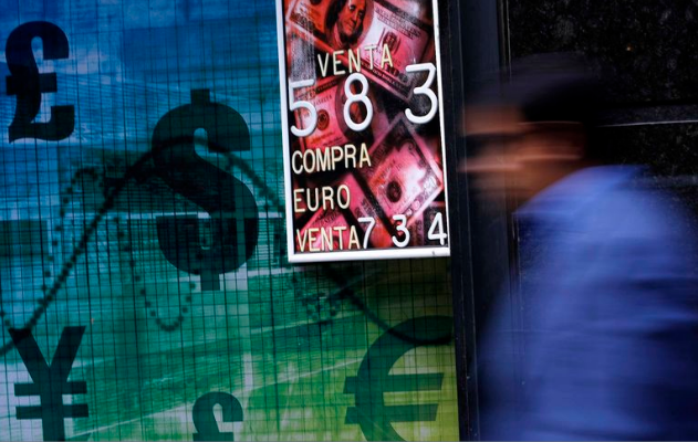 Euro chances still alive? Macron assesses euro trend as Trump disrupts dollar