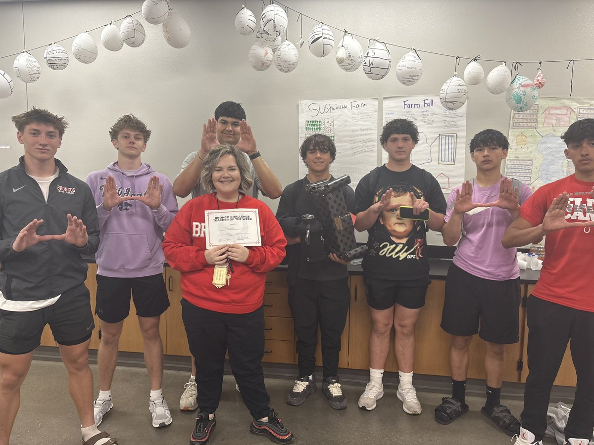 Gavin Stewart (@the_gstewart07) on Twitter photo 7 of our HOOTERS went and presented Mrs. Soto with the Bronco Challenge teacher of the week!! <a href="/LBBroncoFB/">Lake Belton HS Football</a> <a href="/CoachCope23/">Brian Cope</a> 7 of our HOOTERS went and presented Mrs. Soto with the Bronco Challenge teacher of the week!! <a href="/LBBroncoFB/">Lake Belton HS Football</a> <a href="/CoachCope23/">Brian Cope</a>
