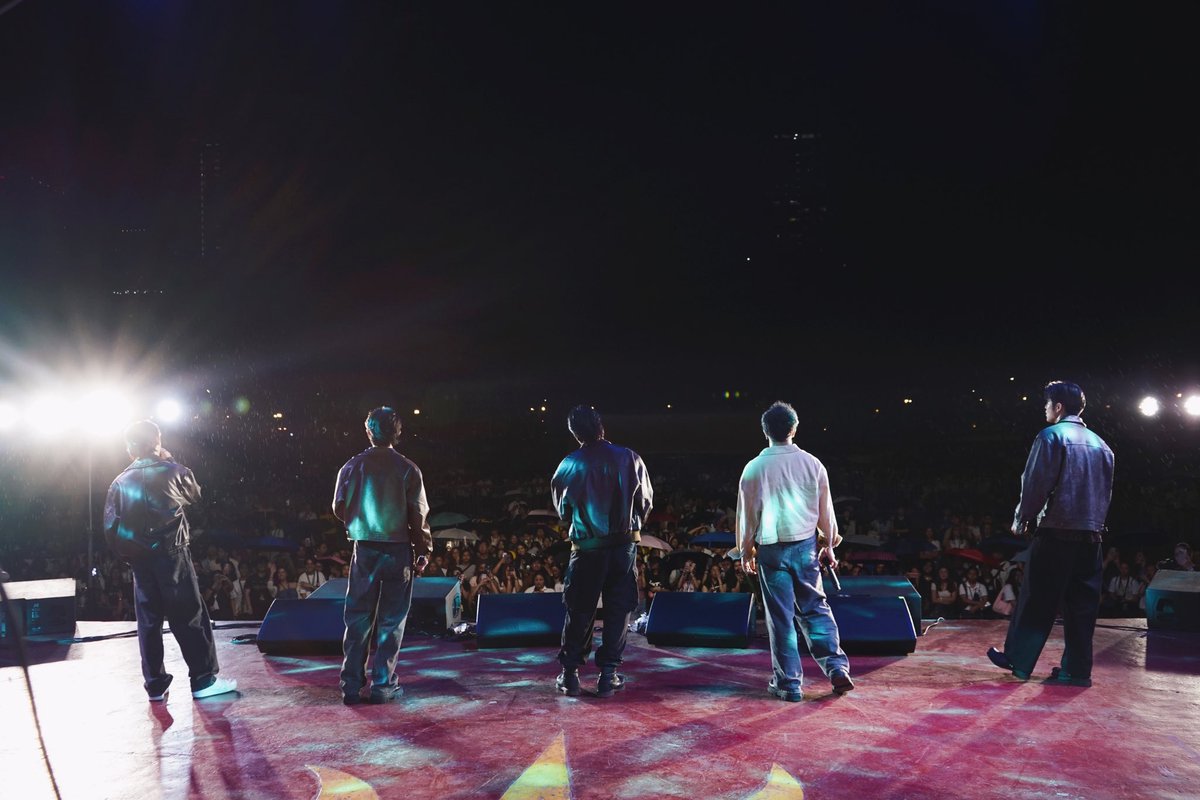 gatph_official's tweet photo. Hypa! ❤️‍🔥 

𝑮𝑨𝑻 performing live for OSCILLATE: College of Science Night 2025 here at UST 🤎

#GAT #GawangAtinTo #ppop #ppoprise https://t.co/o79ZZFs0UG