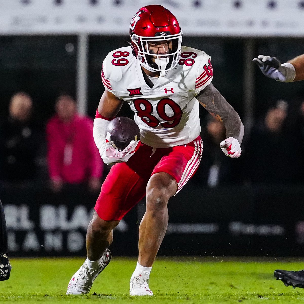 3⭐️ ATH Ose Enosegbe🇳🇬 (@ose_enosegbe) on Twitter photo Excited to be at the University of Utah today! #AGTG #GoUtes <a href="/micahsimon_/">Micah Simon</a> <a href="/CoachDavidsonWH/">Dan Davidson</a> <a href="/westernpioneer1/">westernpioneerfootball</a> <a href="/OrtegeJenkins16/">Ortege Jenkins</a> <a href="/Coach_Beck7/">Jason Beck</a> Excited to be at the University of Utah today! #AGTG #GoUtes <a href="/micahsimon_/">Micah Simon</a> <a href="/CoachDavidsonWH/">Dan Davidson</a> <a href="/westernpioneer1/">westernpioneerfootball</a> <a href="/OrtegeJenkins16/">Ortege Jenkins</a> <a href="/Coach_Beck7/">Jason Beck</a>