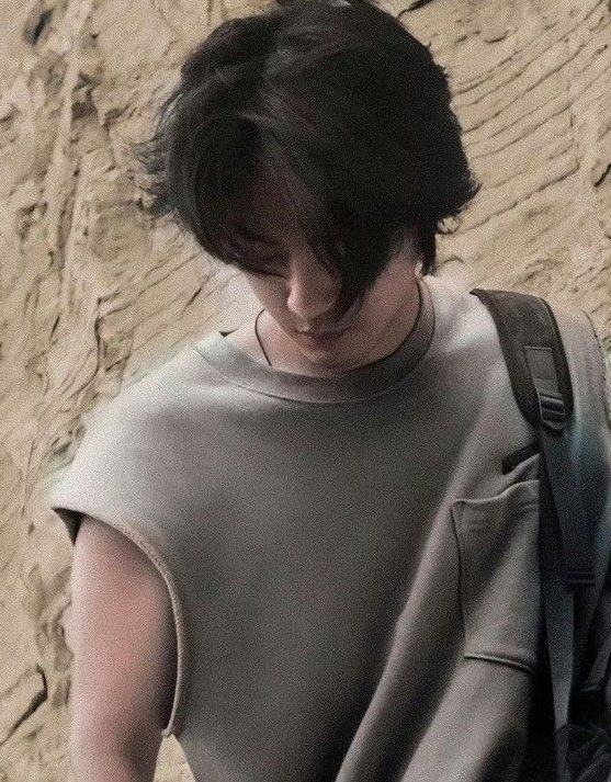 youngmo131's tweet image. เหมาะสมกันวะ