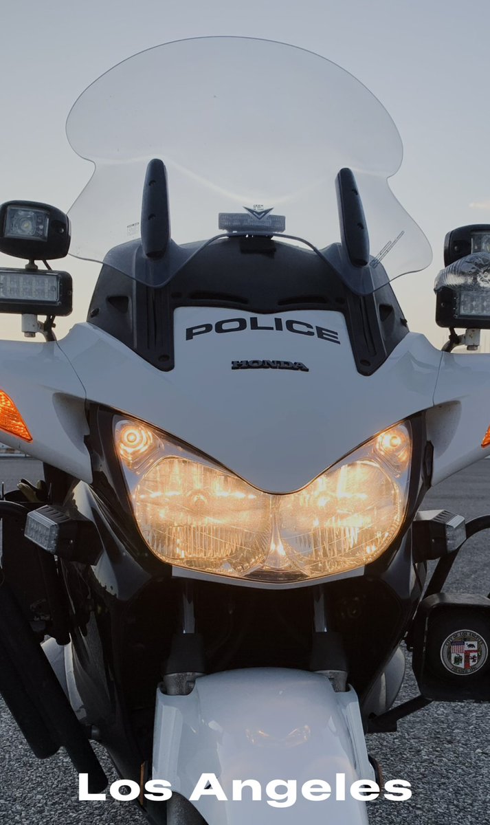 TRAFFIC ALERT: Travel times to LAX may be temporarily impacted by road closures in effect at Sepulveda/Century Blvds. Diversions: S/B Sepulveda to 96th St.; N/B Sepulveda diverted into the Upper/Arrivals level. Please allow for extra time to arrive.