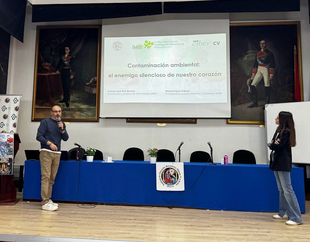 Antonio Ruiz Alcaraz (@antonioj_ruiza) on Twitter photo Hoy he tenido el placer de divulgar ciencia en muy buena compañía <a href="/raquellgalvez_/">Raquel</a> <a href="/IMIB_RMurcia/">Instituto Murciano de Investigación Biosanitaria</a> <a href="/UMU/">Universidad Murcia</a> <a href="/Inmunologia_UMU/">Inmunología UMU</a> a los estudiantes del IES Alfonso X El Sabio de #Murcia. Hemos hablado de #saludcardiovascular y #contaminación. Hoy he tenido el placer de divulgar ciencia en muy buena compañía <a href="/raquellgalvez_/">Raquel</a> <a href="/IMIB_RMurcia/">Instituto Murciano de Investigación Biosanitaria</a> <a href="/UMU/">Universidad Murcia</a> <a href="/Inmunologia_UMU/">Inmunología UMU</a> a los estudiantes del IES Alfonso X El Sabio de #Murcia. Hemos hablado de #saludcardiovascular y #contaminación.