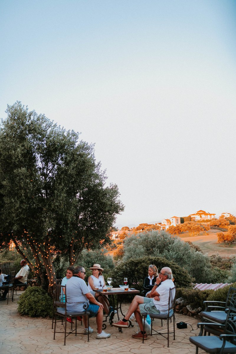 AntequeraGolf's tweet image. Parece que este fin de semana a fin vamos a ver la mejor cara de la #primavera y la belleza que luce el campo de golf de #Antequera con las últimas lluvias.

¡¡¡¡Perfecto plan para este fin de semana: la #terraza de #AntequeraGolf!!!! 

Llámanos al 951 060 354☎️