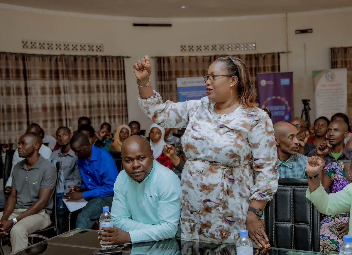 WGYB_NGO's tweet photo. 1. With @unicefrw, yesterday we celebrated #IWD2025 by recognizing women's contributions to environmental conservation &climate change mitigation efforts through innovative green entrepreneurship &creativity led by women. #WomenForClimateAction #IWD2025
@Dr_Uwamariya @U_Consolee https://t.co/Ta533aVTc3