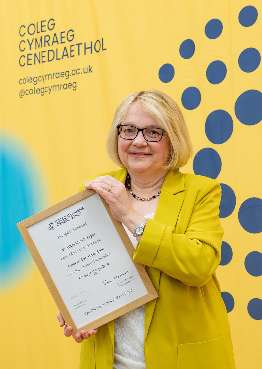Aberystwyth University (@aberuni) on Twitter photo Eminent Welsh historian, the late Prof Geraint H Jenkins, has been honoured by the <a href="/colegcymraeg/">Coleg Cymraeg</a> at its annual gathering, and Emeritus Prof Eleri Pryse received an honorary fellowship for lifelong contribution to Welsh language higher education.
🖱️ tinyurl.com/bdrjad4f Eminent Welsh historian, the late Prof Geraint H Jenkins, has been honoured by the <a href="/colegcymraeg/">Coleg Cymraeg</a> at its annual gathering, and Emeritus Prof Eleri Pryse received an honorary fellowship for lifelong contribution to Welsh language higher education.
🖱️ tinyurl.com/bdrjad4f