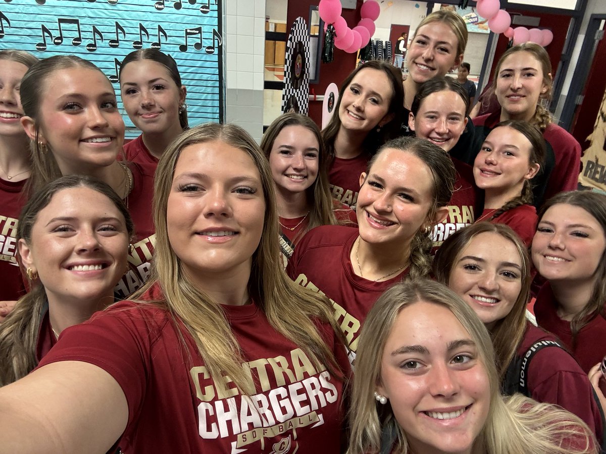 Chargers Softball (@kcsb_chargers) on Twitter photo What an awesome morning greeting & spending some time with the Future Chargers of <a href="/LoneStarElem/">Lone Star Elementary</a> ♥️⚡️
We can’t wait to see ALL our Future Chargers at Charger Nation Night next Tuesday!👏🏼 <a href="/KISDAthletics/">Keller ISD Athletics</a> <a href="/Chargers_CHS/">⚡️Keller Central Athletics⚡️</a> #BTM What an awesome morning greeting & spending some time with the Future Chargers of <a href="/LoneStarElem/">Lone Star Elementary</a> ♥️⚡️
We can’t wait to see ALL our Future Chargers at Charger Nation Night next Tuesday!👏🏼 <a href="/KISDAthletics/">Keller ISD Athletics</a> <a href="/Chargers_CHS/">⚡️Keller Central Athletics⚡️</a> #BTM