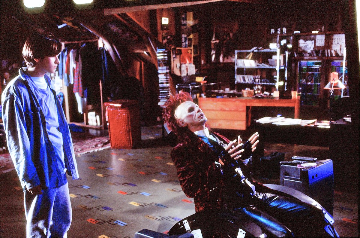 EugWSerra's tweet image. On April 22, 1994, the reality-warping horror film, BRAINSCAN was released! #Brainscan1994 #Brainscan #EdwardFurlong #FrankLangella #TRyderSmith #TheTrickster #AmyHargreaves #JamieMarsh #JohnFlynn #MichèleBarbaraPelletier #DomenicoFiore #TodFennell #DavidHemblen