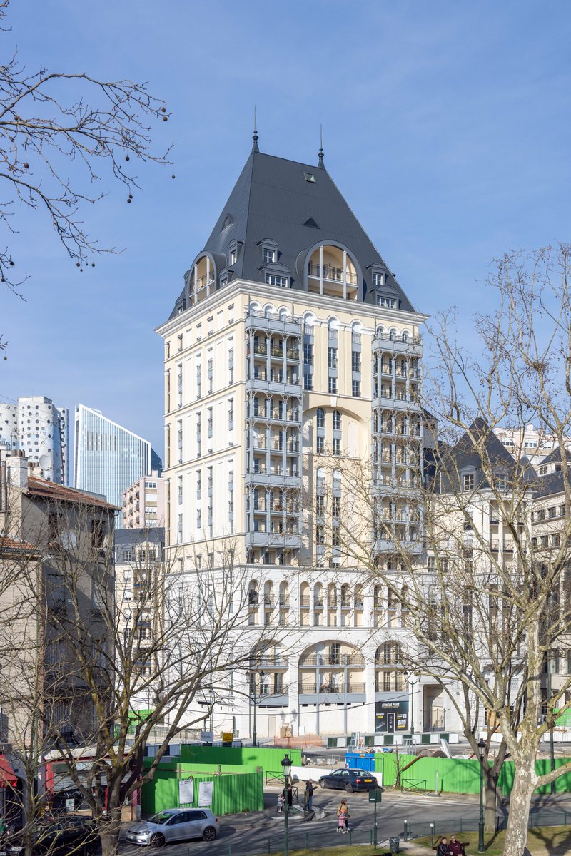 arthurweidmann1's tweet image. La résidence L&apos;Orangerie, livrée l&apos;année dernière au sein du quartier des Bergères à #Puteaux.

Archi : Breitman &amp;amp; Breitman