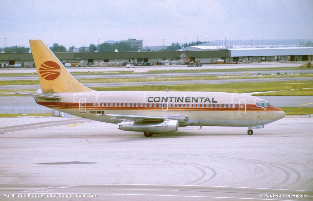 flycontinental1's tweet image. Look at those engines! #airplane #airplanes #avgeek #avgeeks #ContinentalAirlines #PeopleExpress #B737