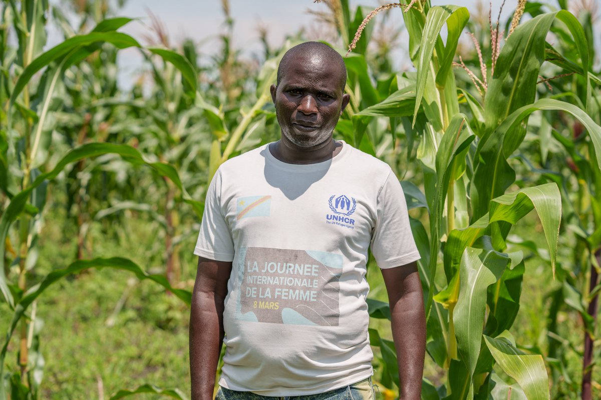 South Kivu Fizi 🇨🇩: Empowering communities through collaboration 🌱 1,960 farmers—men, women, refugees &amp; hosts—united in 78 associations have cultivated 6.5 hectares, producing 4,442 tons of maize, cabbage, tomatoes, onions &amp; vegetables 🥬🍅🌽.
🤝 @‌UNHCR promotes &amp; SDGs📢