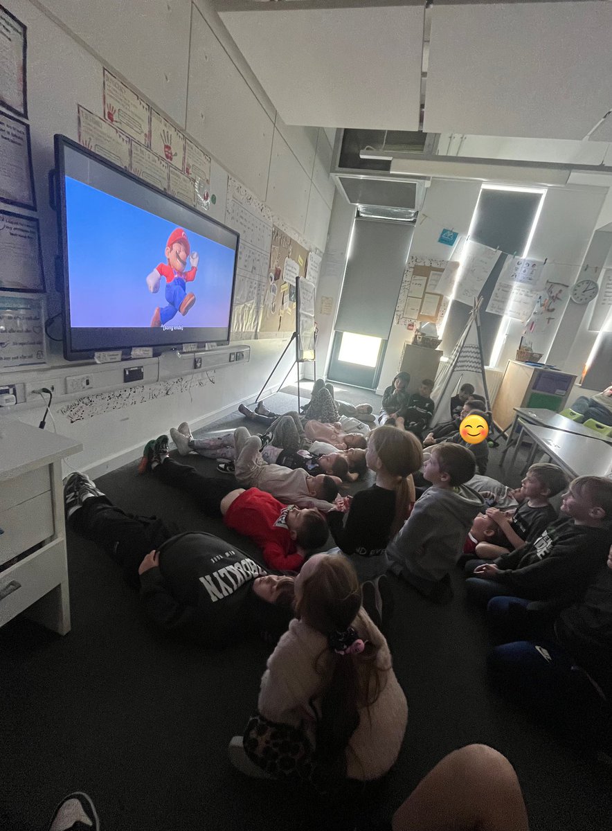 Dee Point Venus tweet media