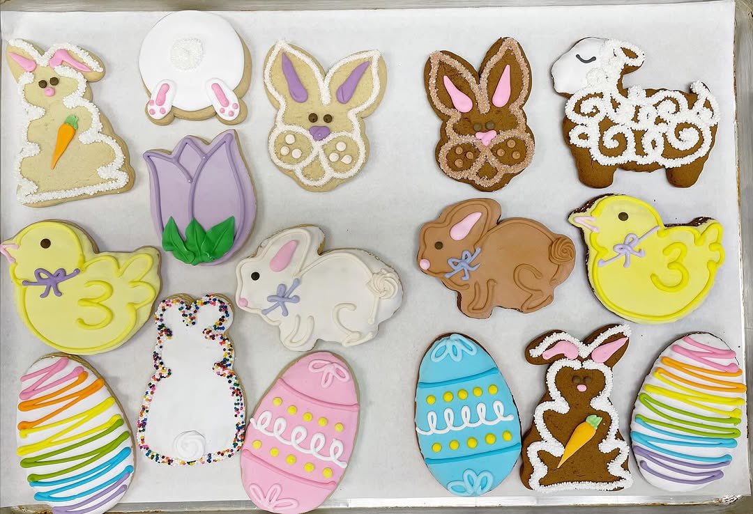 Liberty Village BIA (@givemelibertyto) on Twitter photo Bunny huts are now available in store at <a href="/MadBatterBakers/">Mad Batter Bakers</a> !!!
They have small in sugar or gingerbread $28
And medium in sugar cookie $45
And don’t forget to checkout the Gingerbread and Sugar Cookie designs aswell, they are beautiful and delicious!
📍135 Jefferson Avenue Bunny huts are now available in store at <a href="/MadBatterBakers/">Mad Batter Bakers</a> !!!
They have small in sugar or gingerbread $28
And medium in sugar cookie $45
And don’t forget to checkout the Gingerbread and Sugar Cookie designs aswell, they are beautiful and delicious!
📍135 Jefferson Avenue