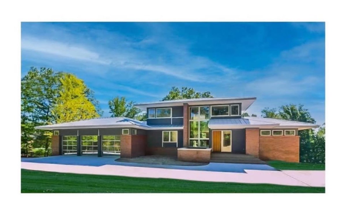 Building this Frank Lloyd Wright inspired, state-of-the-art contemporary home was a memorable project. We love the clean lines and cutting-edge amenities that make this property so unique.
jpcraighomebuilders.com

#ContemporaryHome #Architecture #CustomHome #DesignBuild  #JPCraig