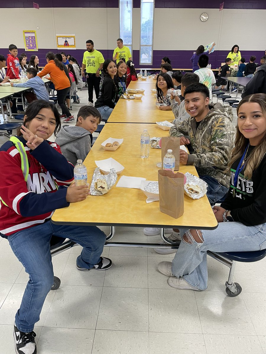 A HUGE thank you to our <a href="/JFKennedyHighS/">John F Kennedy High School</a> mentors! These athletes dedicate time each week to spend with our <a href="/PeralesESchool/">Perales STEAM Elementary School</a> scholars! 

<a href="/EISDFE/">George Garnica</a> <a href="/EdelyOlvera/">Edely Olvera</a> <a href="/JFK_Athletics1/">SA Kennedy Rocket Athletics</a>