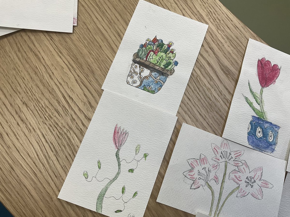 PDA_Y5's tweet image. Some of our beautiful observational drawing and watercolour paintings! ✍🏼🌷 #pdaart