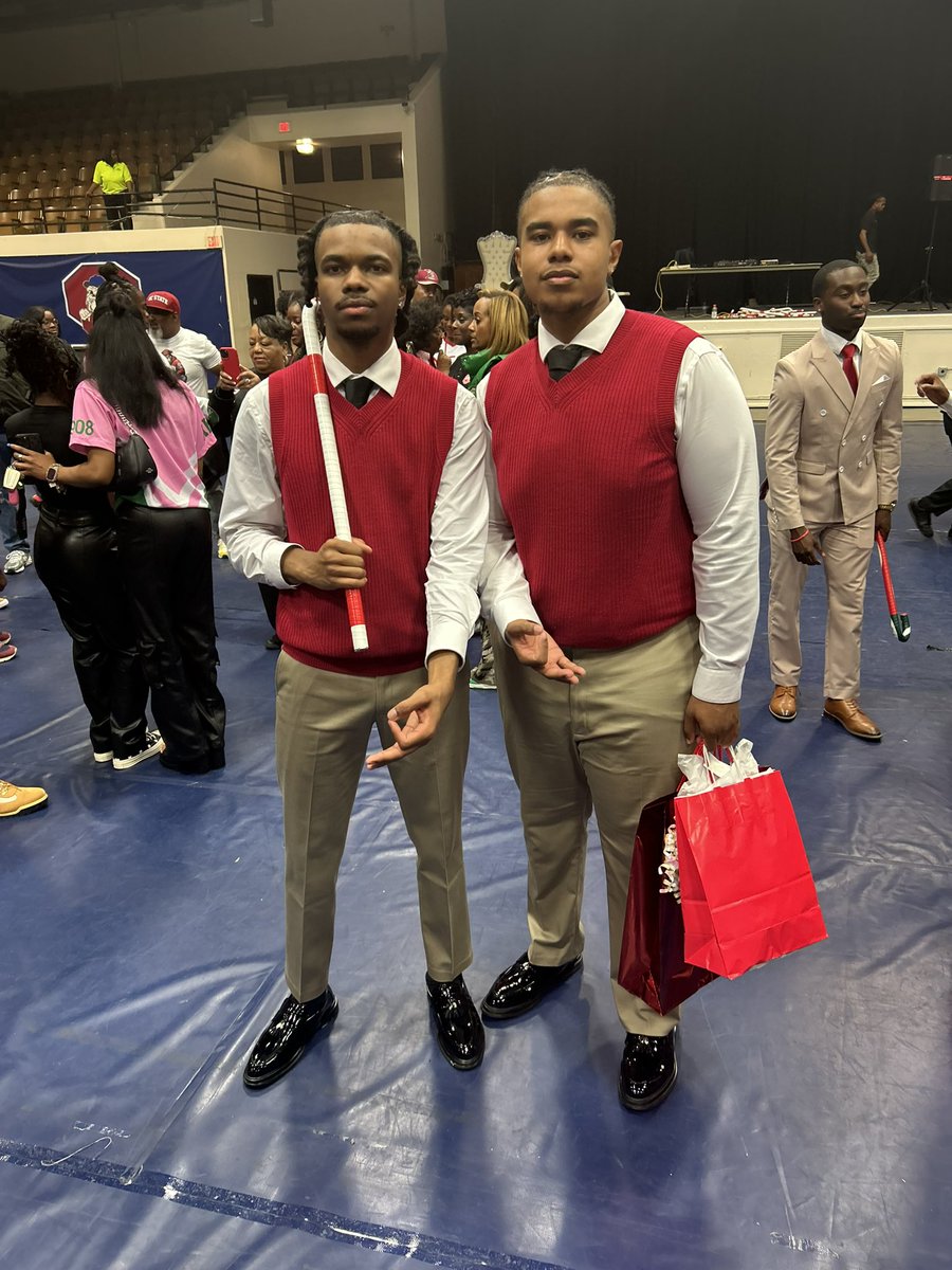 SamMitch0421's tweet photo. Yoooooooooooooo👌🏾♦️ https://t.co/QvH55en0hv