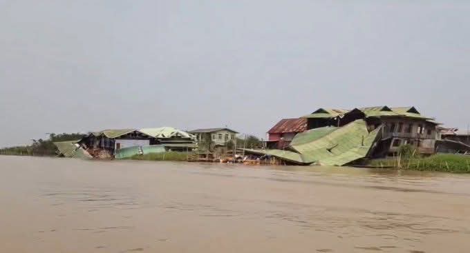 Un potente terremoto de magnitud 7,7 sacudió #Birmania, impactando a varios países del Sudeste Asiático 🌏⚠️. La fuerza del sismo provocó el colapso de edificios y puentes, dejando un rastro de destrucción.