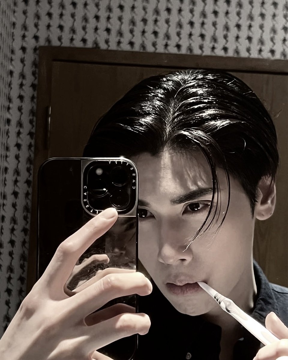 Even in the simplest moments, like brushing my teeth, there's a quiet confidence that stands out. It's the kind of calm focus that sets the tone for the rest of the day. With a fresh look and a mindful start, I'm ready to take on whatever comes next, no matter how big or small.