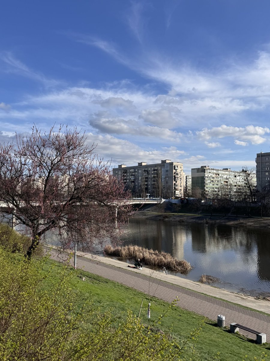 Яка вже ця весна хороша