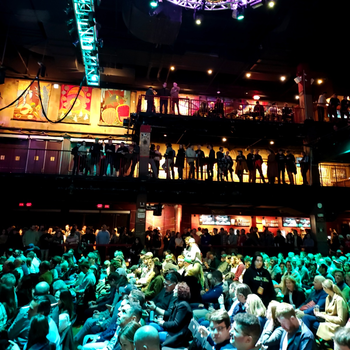 HawkeVideo's tweet image. Watching The Rewatchables at last night the House of Blues last night with Lisa Vidal and Kevin Budzynski. Also, spotted fellow filmmakers and long-time friends Anthony Knasas and Paul Villanova in the crowd. Can you Where's Waldo them?