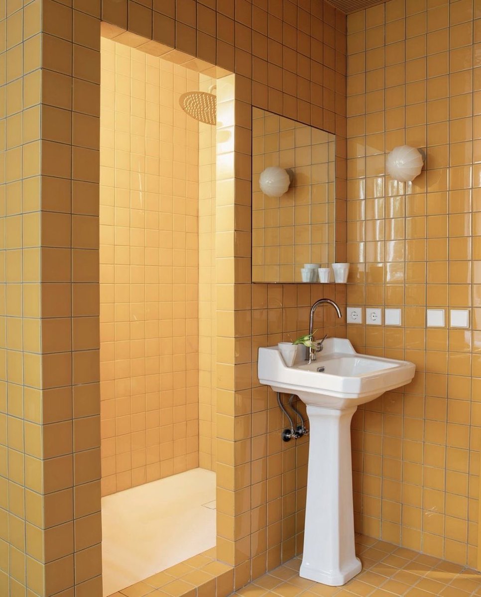 luusssso's tweet image. Mini bathroom moodboard

Yellow color palette edition