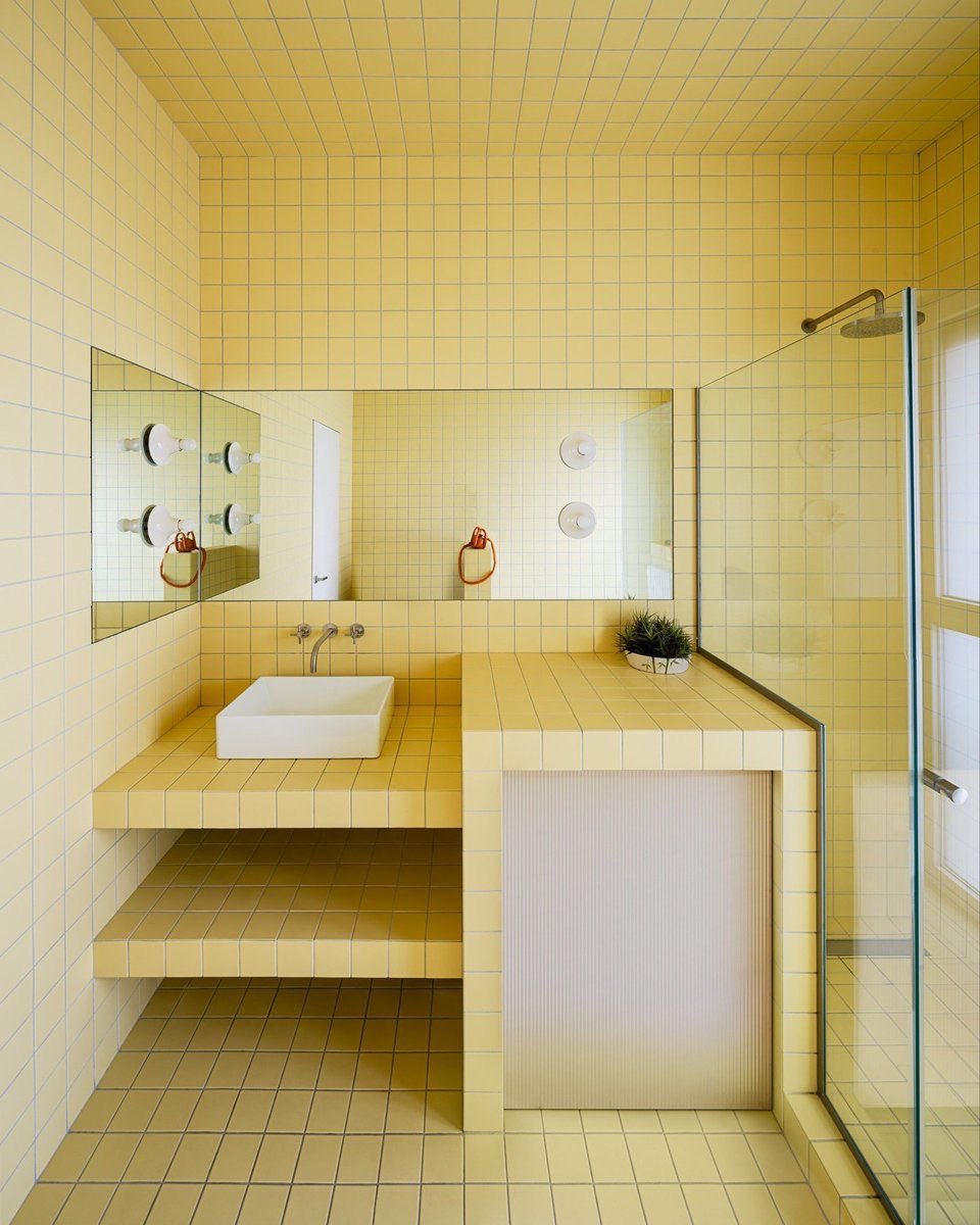 luusssso's tweet image. Mini bathroom moodboard

Yellow color palette edition