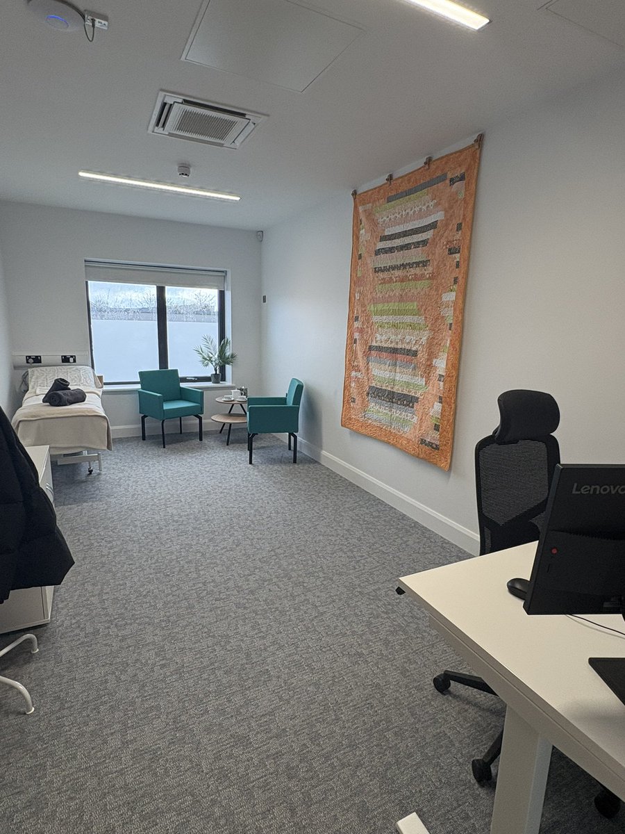 Great to be at the opening of the new Croí Community Stroke Hub. An amazing resource to have for stroke survivors in the west and congratulations to all involved 👏🏻 <a href="/CroiHeartStroke/">Croí Heart & Stroke</a>