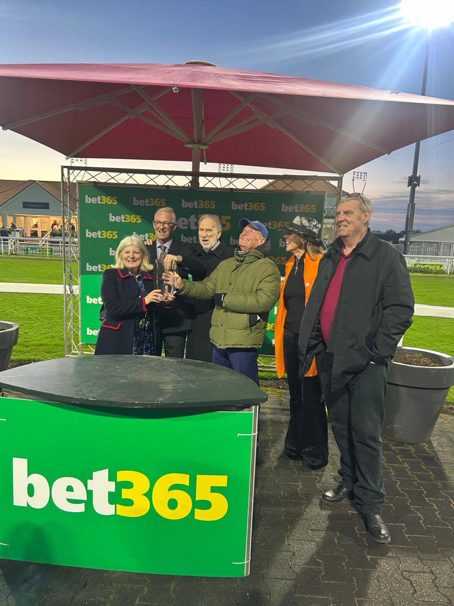 George Baker (@gbakerracing) on Twitter photo Double <a href="/ChelmsfordCRC/">Chelmsford City Racecourse</a> - Cheeky Stanley, named after the late great Stan Bowles, winning in the <a href="/QPR/">QPR FC</a> colours. And Kitaro Kich winning his 4th race of 2025. Two fine rides <a href="/patcosgrave/">pat cosgrave</a> <a href="/neilcallan78/">Neil Callan</a> Huge congratulations to all winning owners including Stan’s best mate Don Shanks Double <a href="/ChelmsfordCRC/">Chelmsford City Racecourse</a> - Cheeky Stanley, named after the late great Stan Bowles, winning in the <a href="/QPR/">QPR FC</a> colours. And Kitaro Kich winning his 4th race of 2025. Two fine rides <a href="/patcosgrave/">pat cosgrave</a> <a href="/neilcallan78/">Neil Callan</a> Huge congratulations to all winning owners including Stan’s best mate Don Shanks