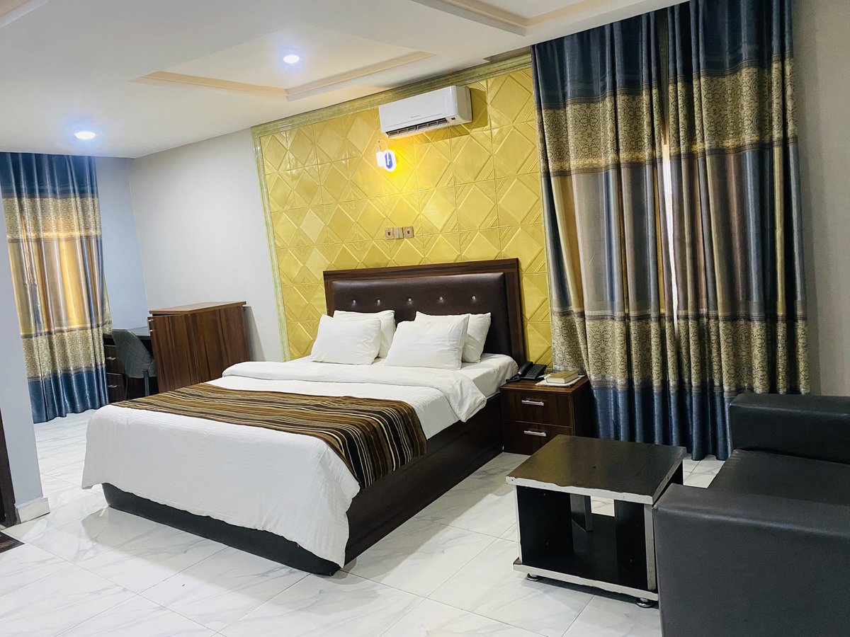 HotelBchezz's tweet photo. Choose us once, and you will choose us always!

Dm or call for reservations: +234 706 501 9060

Cc #otbspromotions 

#kubwabesthotels
#kubwaluxuryhotels
#abujabesthotels
#kubwaluxuryhotels 
#abujacommunity #แผ่นดินไหว #deprem #riyadh https://t.co/uO9JTDdiem