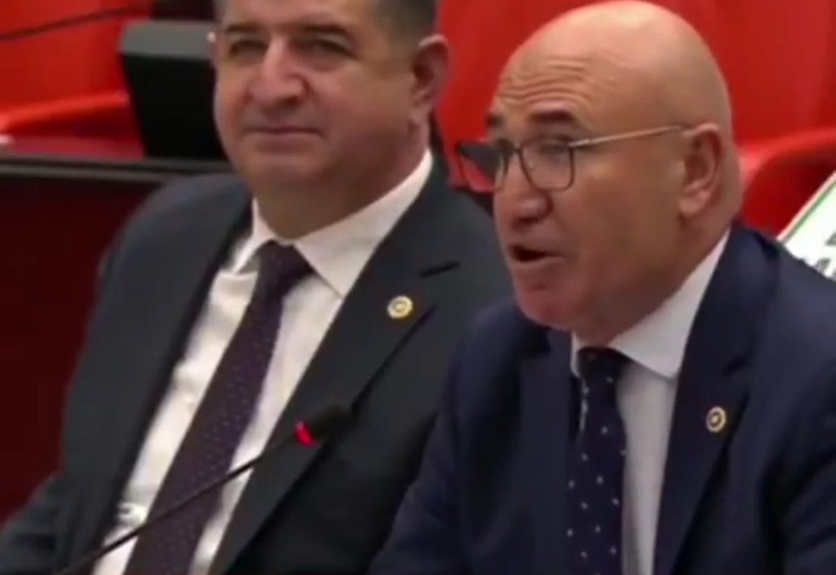 ogretmenlersyfs's tweet photo. Mahmut Tanal’ın söylemiyle: 

50 BİN ÖĞRETMEN ATANMALIDIR!
50 BİN ÖĞRETMEN ATANMALIDIR! 
50 BİN ÖĞRETMEN ATANMALIDIR!
50 BİN ÖĞRETMEN ATANMALIDIR!
50 BİN ÖĞRETMEN ATANMALIDIR!
50 BİN ÖĞRETMEN ATANMALIDIR!
50 BİN ÖĞRETMEN ATANMALIDIR! https://t.co/laffvjxsc1