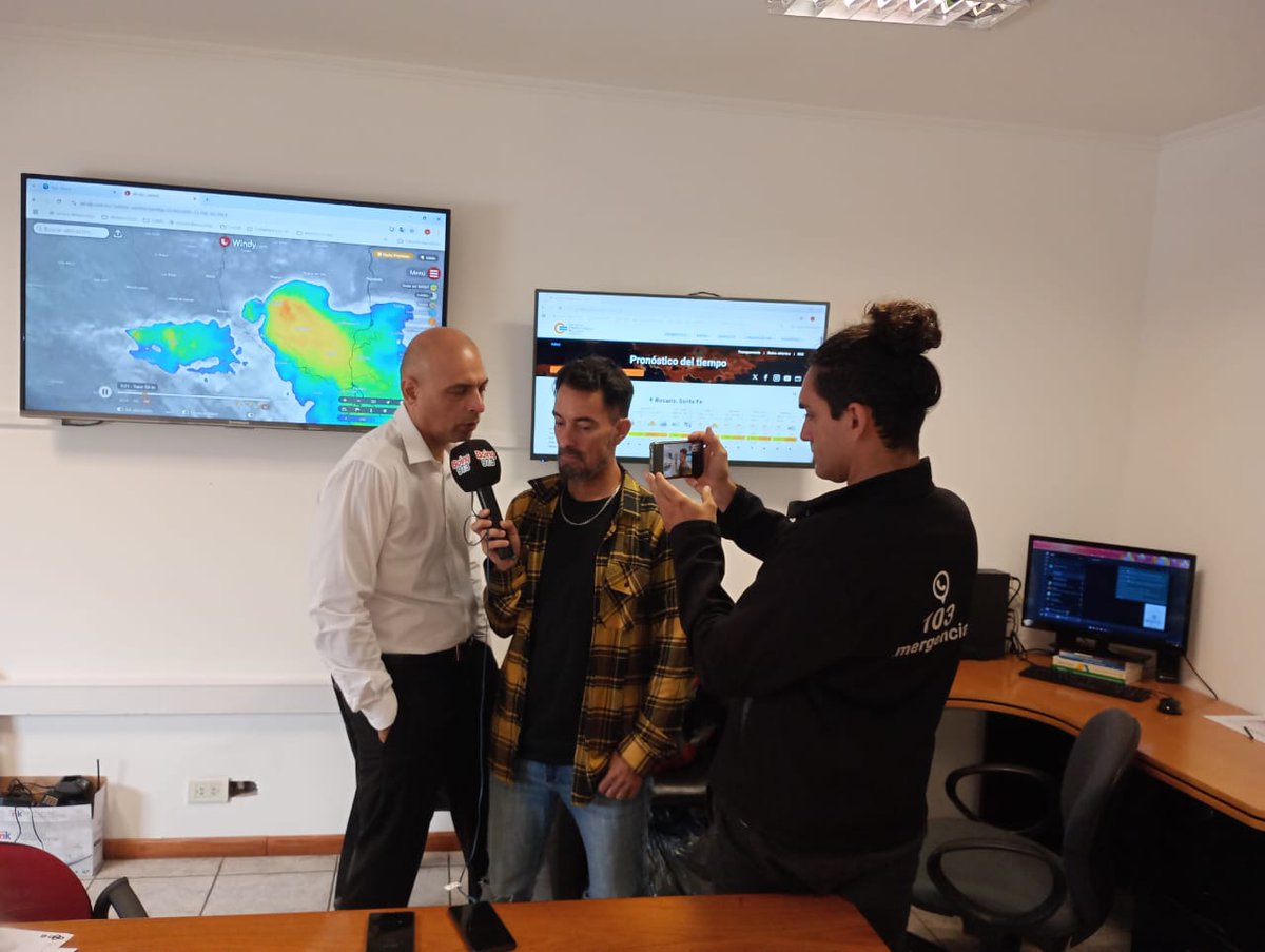 Germán Carbajales (@carbajalesg) on Twitter photo Ahora también soy camarógrafo en la radio 🎙️🎥 <a href="/radioboing/">Boing 97.3</a> para <a href="/russonacho/">NACHO RUSSO.</a> y <a href="/AndiCanepa/">Andrés Cánepa</a>.
En cualquier momento transmitimos en 4K, en vivo y con drones, desde los operativos en <a href="/defensacivilco1/">Gestión de Riesgos y Protección Civil - Rosario</a>.
¡Próxima parada: cine documental! Ahora también soy camarógrafo en la radio 🎙️🎥 <a href="/radioboing/">Boing 97.3</a> para <a href="/russonacho/">NACHO RUSSO.</a> y <a href="/AndiCanepa/">Andrés Cánepa</a>.
En cualquier momento transmitimos en 4K, en vivo y con drones, desde los operativos en <a href="/defensacivilco1/">Gestión de Riesgos y Protección Civil - Rosario</a>.
¡Próxima parada: cine documental!