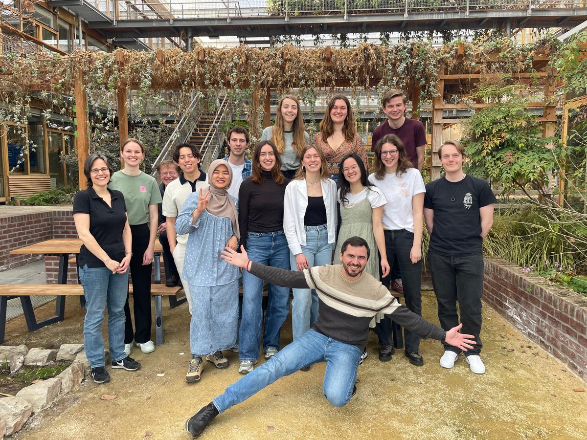 Wrapped up my 1st year coordinating the MSc course #UrbanHydrometeorology at <a href="/WUR/">Wageningen U&R</a>. From urban heat &amp; flooding to crowdsourcing &amp; modelling, students tackled real challenges—incl. a visit to #AMSInstitute 🚲 + poster projects. Thanks to a great team &amp; class! 💪🌍🌡️🌧️