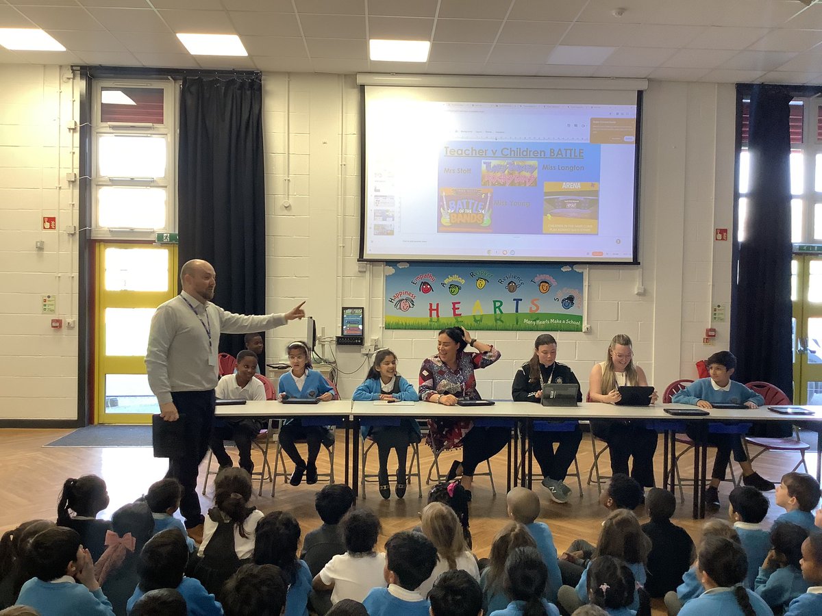 Maths assembly #TheChase #BattleOfTheArena 

<a href="/MarkLabbett/">Mark Labbett</a>  <a href="/GaskellPrimary/">Gaskell Primary School</a>