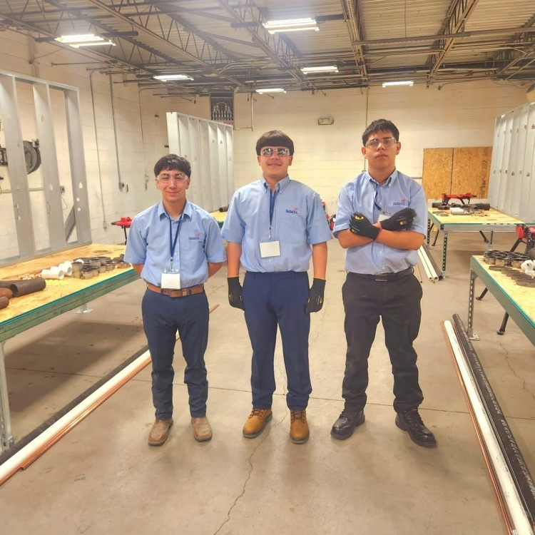 Hobbs SkillsUSA Chapter is ready to start  another day of state competition! Good Luck, Eagles! Bring home the Gold! #thehobbsway