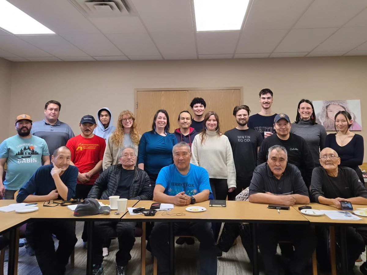 L’atelier de coapprentissage dirigé par des jeunes à Pond Inlet, Nunavut pour partager les résultats du projet IQP-ASR financé par CINUK a été un succès! Il s’agissait d’une occasion d’établir des relations, de partager des connaissances et de collaborer de manière significative.