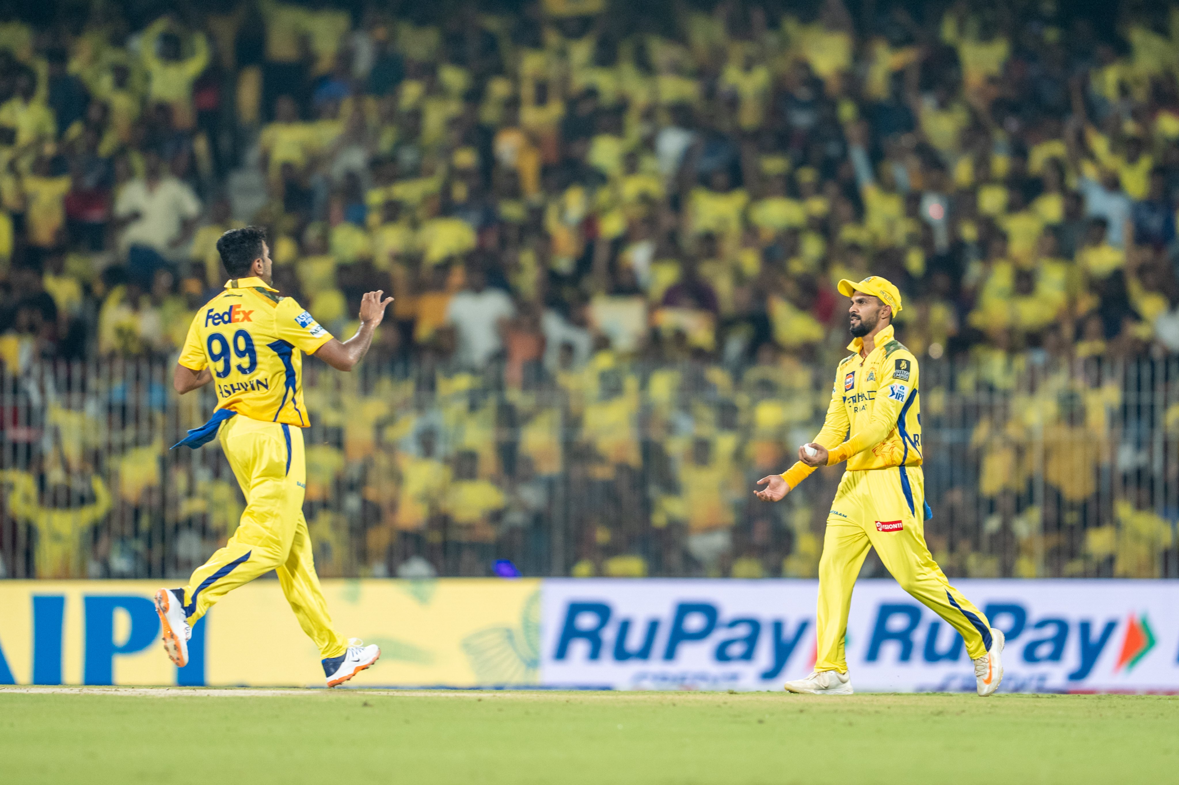 8th Over: Ashwin gets Padikkal | RCB 77/2 | sportzpoint.com