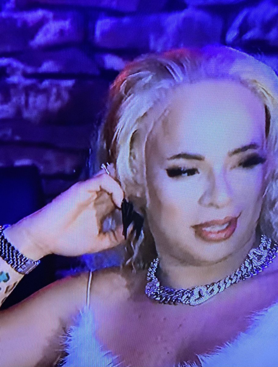 yourditarrie_'s tweet image. GIRLLLLL!!!!!! TF?!!!! #ChasingDallas