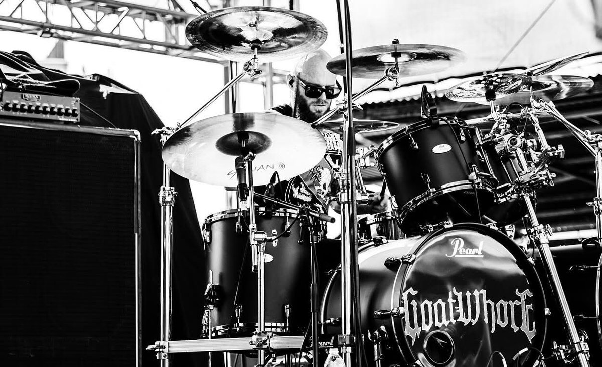 . <a href="/Zackattack666/">Zack Simmons</a> at Hell's Heroes
📸: @CharlesDyePhoto