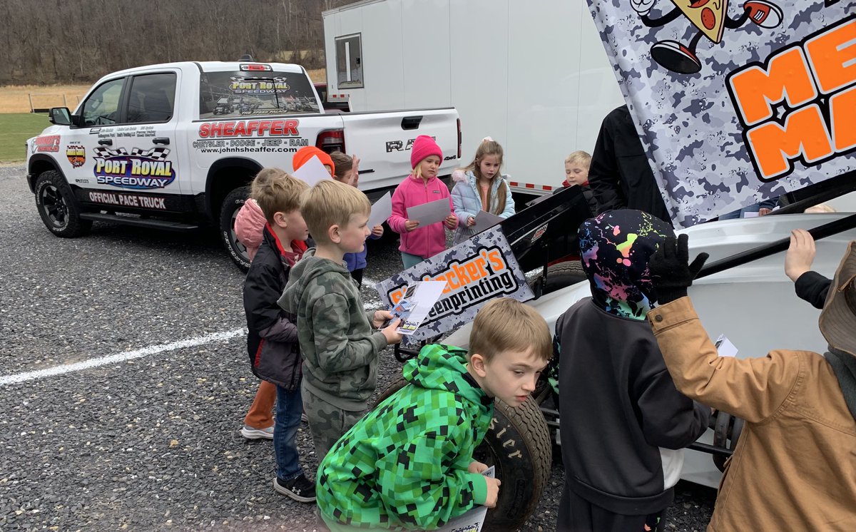 PortRoyalSpdway's tweet image. 🏁 🏁 The Port Royal Speedway team was excited to participate in the Greenwood Elementary “Touch-A-Truck” event earlier this morning. Great to see the next generation of fans’ excitement! 🏁 🏁