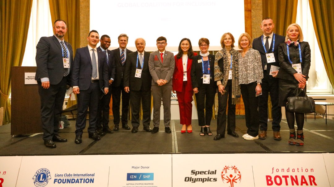 SpecialOlympics's tweet photo. Thank you, @snforg, for supporting Special Olympics and most recently at the @sowg_ #Turin2025. Thank you for helping us reach schools, community centers, and sports clubs worldwide! @soeuropeeurasia #SpecialOlympics #PlayUnifiedLearnUnified https://t.co/yJFOqF2k8B