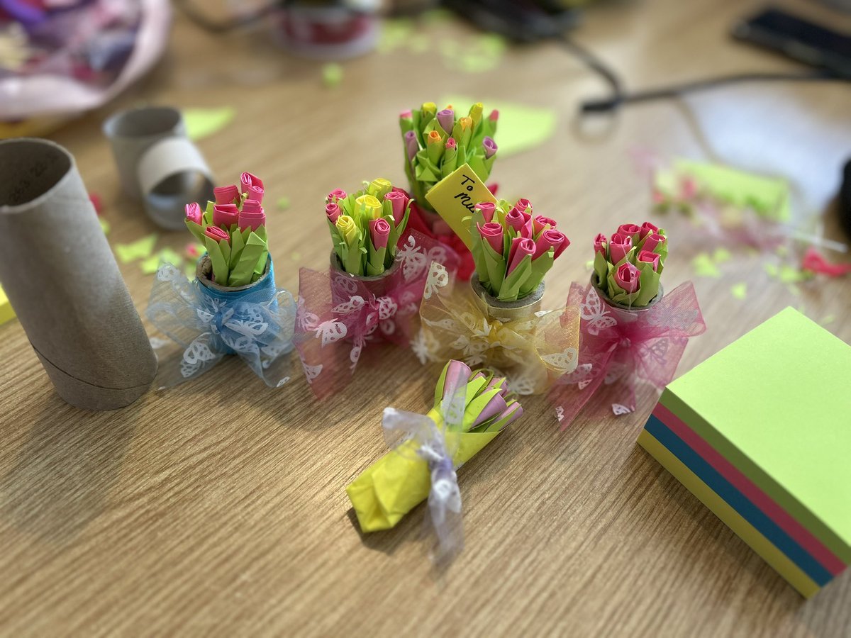 The Cottage - Falkirk (@cottagefalkirk) on Twitter photo Amazing what you can do with a toilet roll tube and some post it notes! We learned to work in miniature this week! Lots of patience and resilience!! <a href="/ASNFalkirk/">Falkirk Council ASN Service</a> <a href="/dwellsASN/">David Wells</a> <a href="/YvonneFultonASN/">Yvonne Fulton</a> Amazing what you can do with a toilet roll tube and some post it notes! We learned to work in miniature this week! Lots of patience and resilience!! <a href="/ASNFalkirk/">Falkirk Council ASN Service</a> <a href="/dwellsASN/">David Wells</a> <a href="/YvonneFultonASN/">Yvonne Fulton</a>